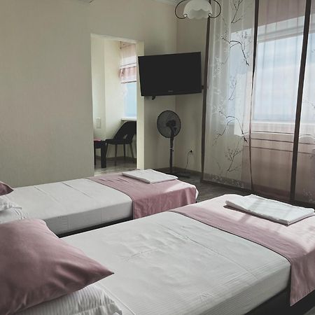 Vip House Hotel Astana Eksteriør billede
