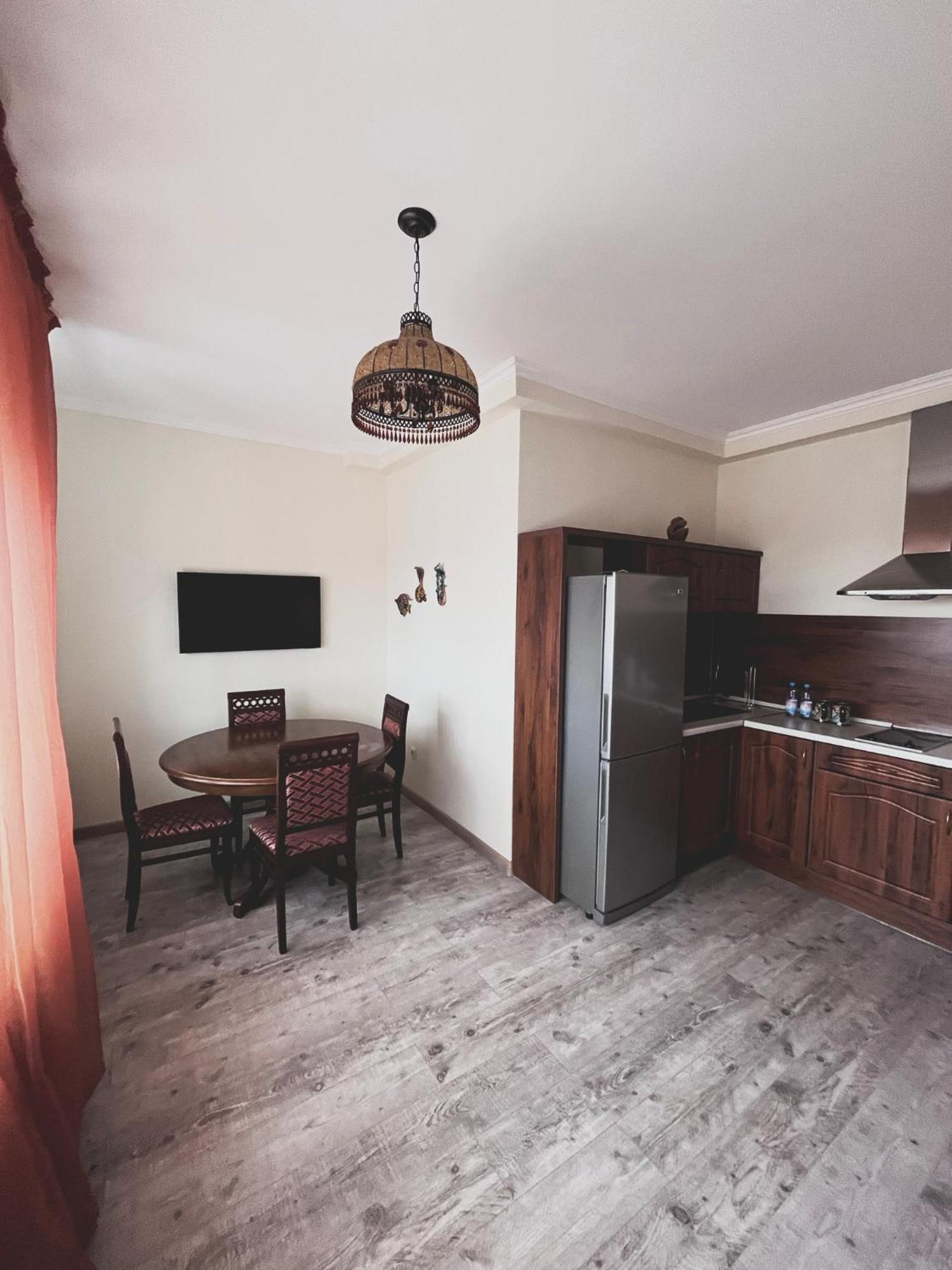 Vip House Hotel Astana Eksteriør billede