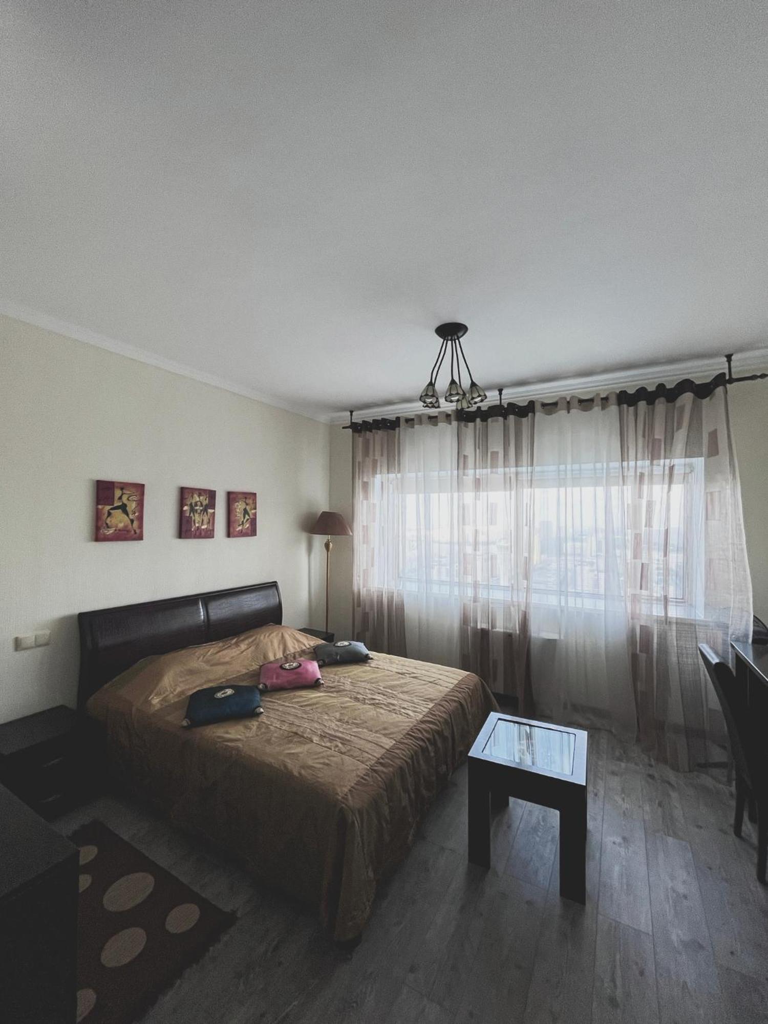 Vip House Hotel Astana Eksteriør billede