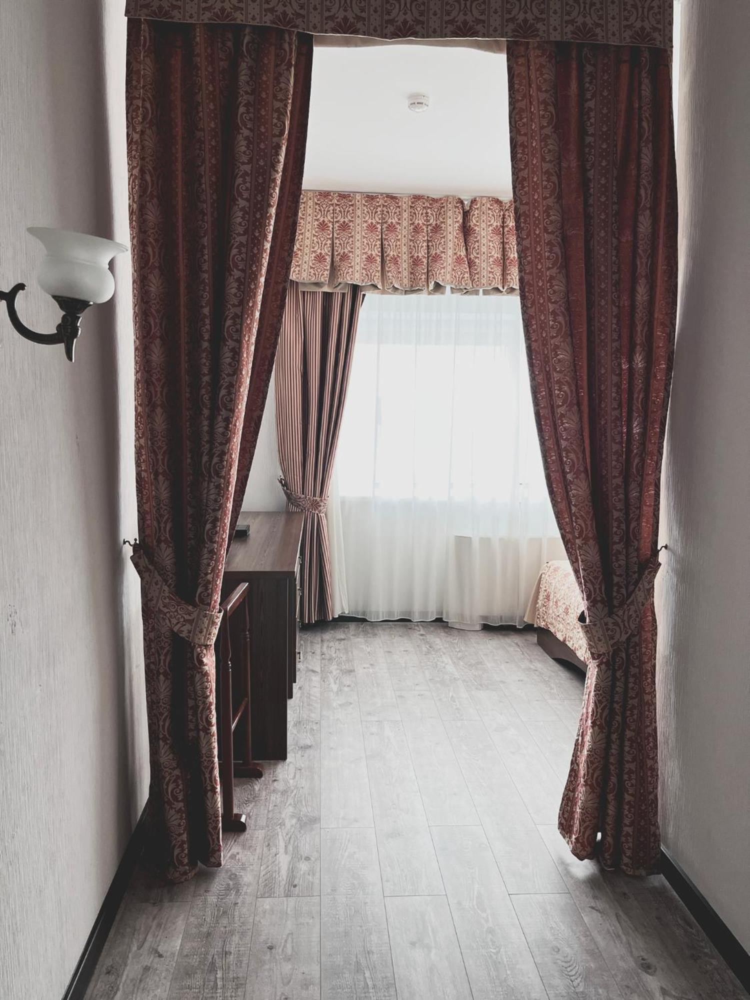 Vip House Hotel Astana Eksteriør billede