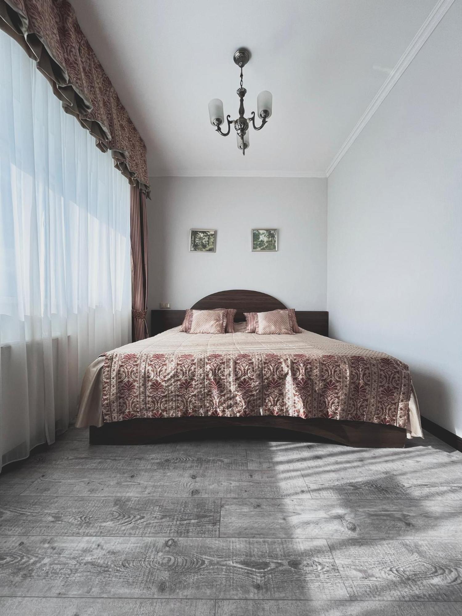Vip House Hotel Astana Eksteriør billede